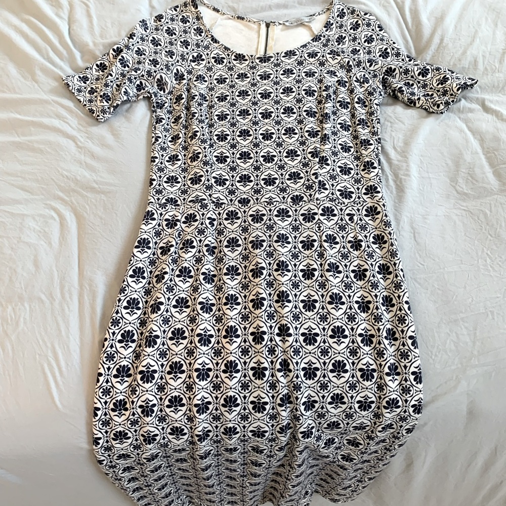 MIDI dress beautiful for work and out for brunch